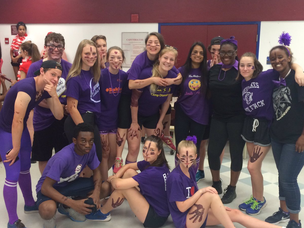 _kirklandalex's tweet image. LSC WAS FREAKING WILD THANKS EVERYONE FOR MAKING MY LAST ONE, THE BEST ONE YET #GOPURPLE #SWLLSC