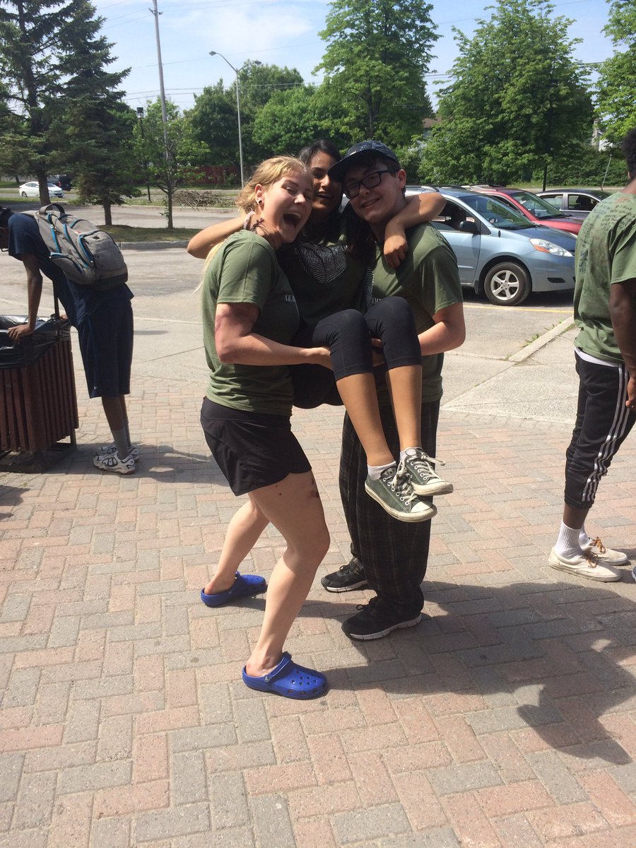 _kirklandalex's tweet image. LSC WAS FREAKING WILD THANKS EVERYONE FOR MAKING MY LAST ONE, THE BEST ONE YET #GOPURPLE #SWLLSC