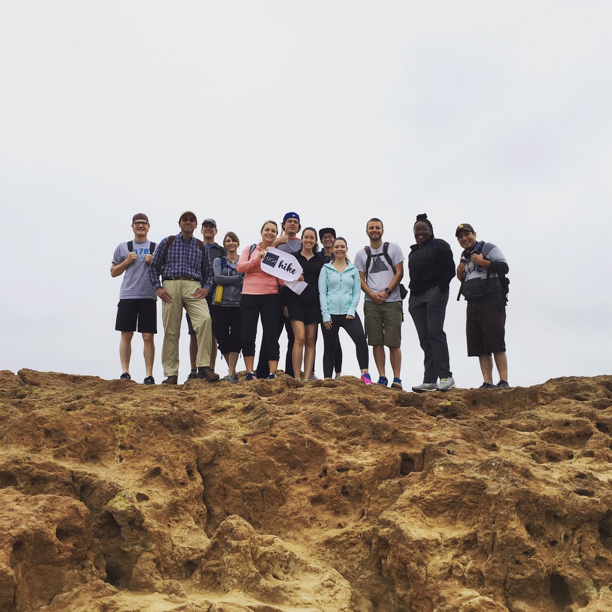 aigasandiego's tweet photo. #AIGASDFieldTrip hiking Torrey Pines! #AIGAstrong #torreypines #sdhikes #creativecommunity https://t.co/s9XuXxAtuS