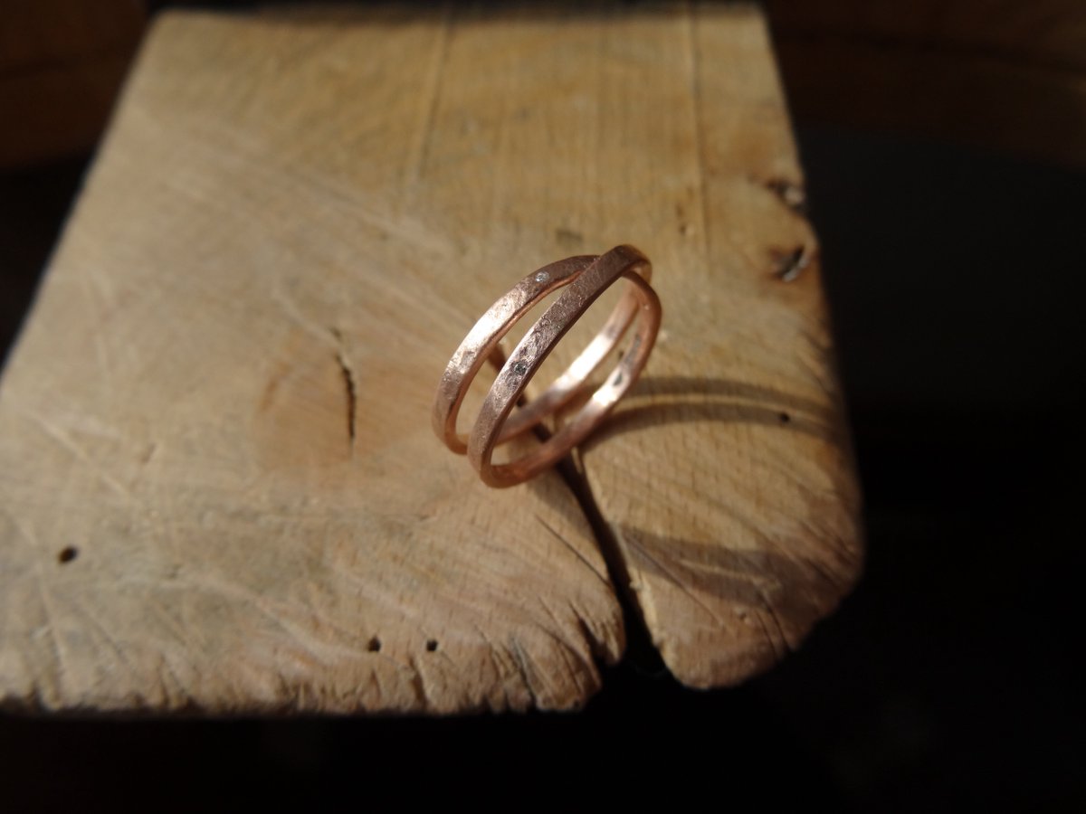 Learning some new tricks.. Flush set tiny diamonds ethically sourced from Inspira <a href="/OriginAustTweet/">Origin Australia ®</a> <a href="/gillwingjewel/">Gill Wing Jewellery</a>