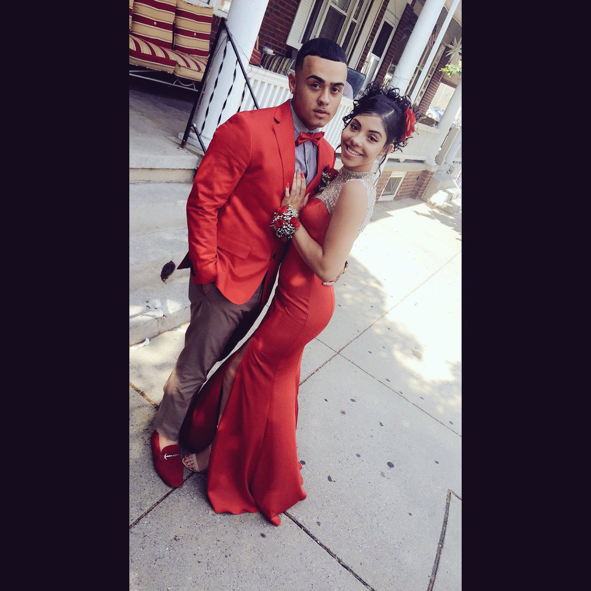 _spbxo's tweet photo. prom done right w my baby 😍 #prom2k16 https://t.co/NzBost0Ye2