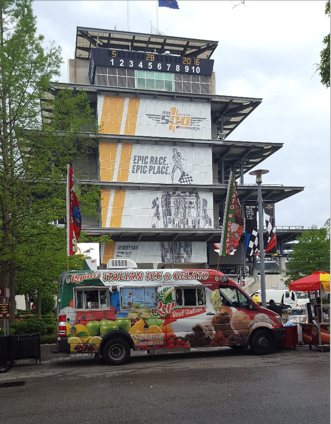 RepicciRealIce's tweet image. Epic race. Epic place. Epic taste. 
We're at the 100th Indianapolis 500.