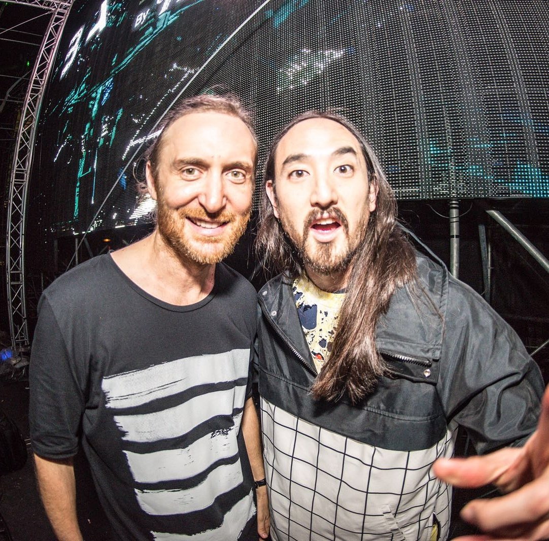 We must not be looking at the same thing @davidguetta. What the funk is wrong with my face hahahah https://t.co/rBBU23iaQW