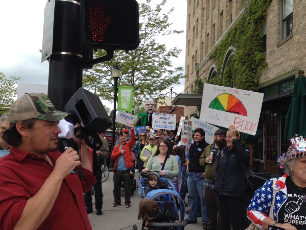 GPANBzn's tweet photo. Bozeman Bernie March! #MTforBernie https://t.co/H3tIcMZYrl