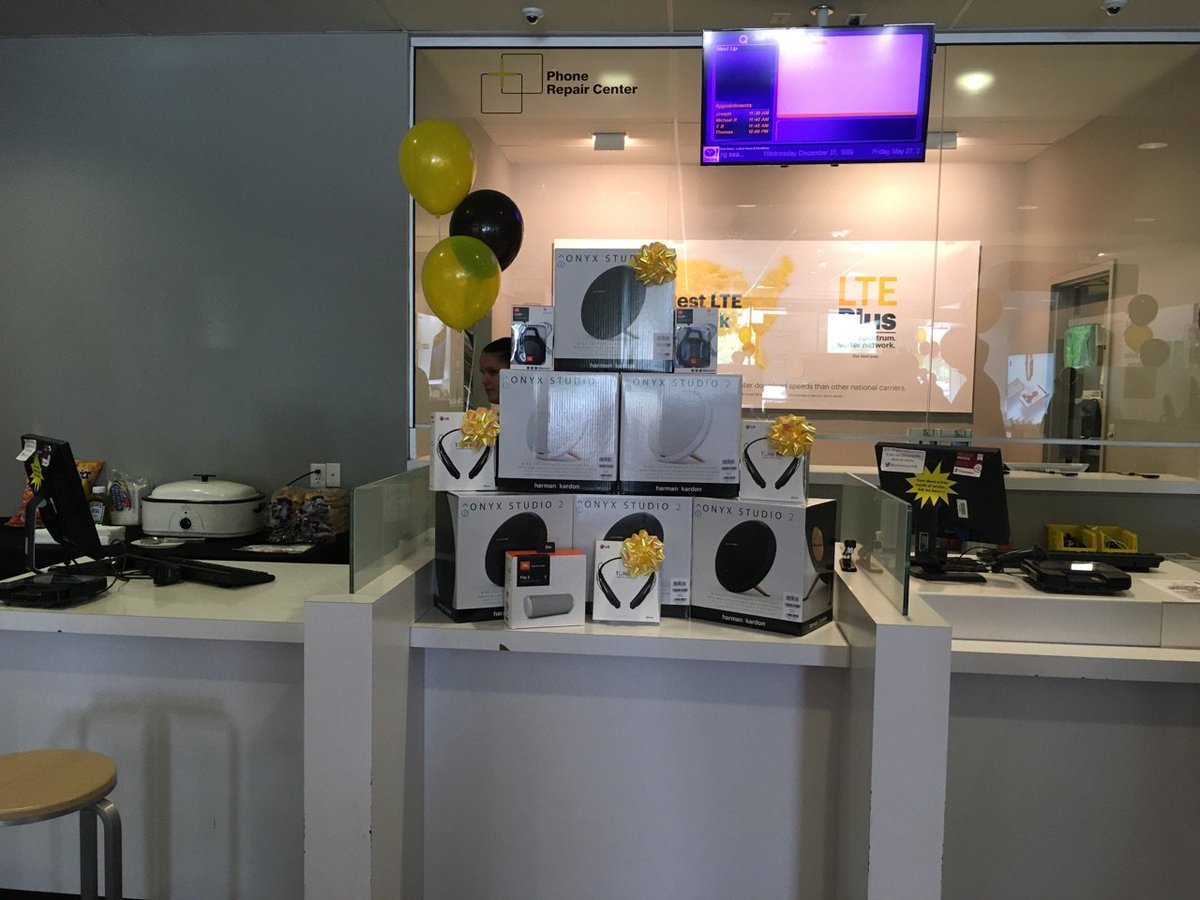 Come join us today @Sprint for #food and #fun and #freestuff
#sprint4sa #BTRO
@SprintCentralTX <a href="/fattony20/">Anthony Alexander</a>