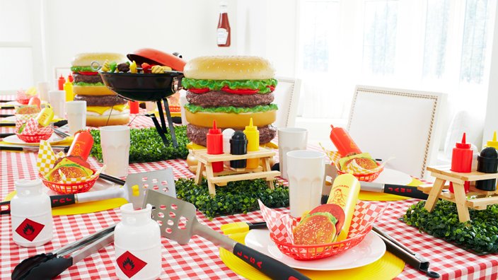bitememore's tweet photo. Throw a #BBQ Bash this weekend with these hot party ideas! #BiteMeMore @tiphero https://t.co/4NqVvfbWLF https://t.co/yFKysPCzC1