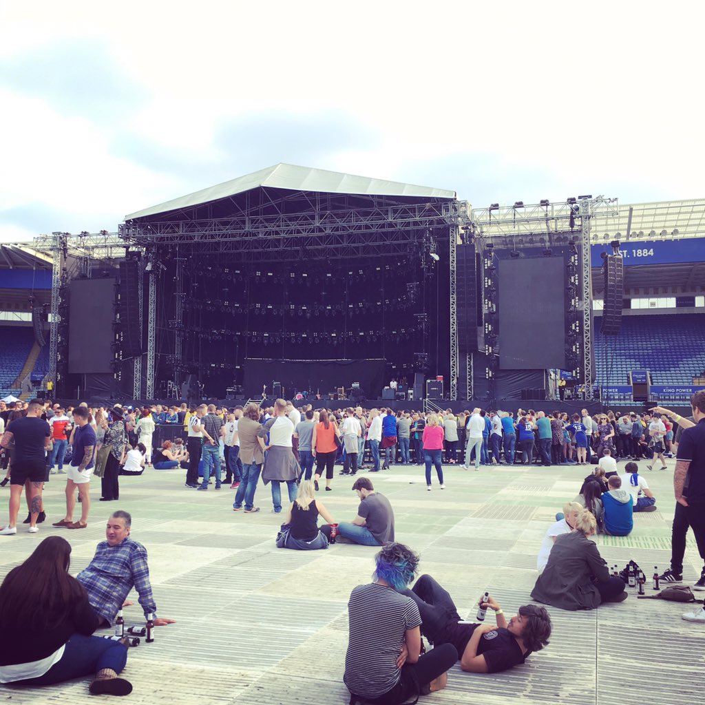 coolasleicester's tweet image. The stage is huge #kasabian