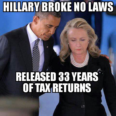 sheriffali's tweet photo. #Sanders with #BillMaher trashing Hillary
#BernieFECViolations
#NoTaxReturns
#JaneBankFraud
#VoteHillary4POTUS https://t.co/Cc8YwfIMWN