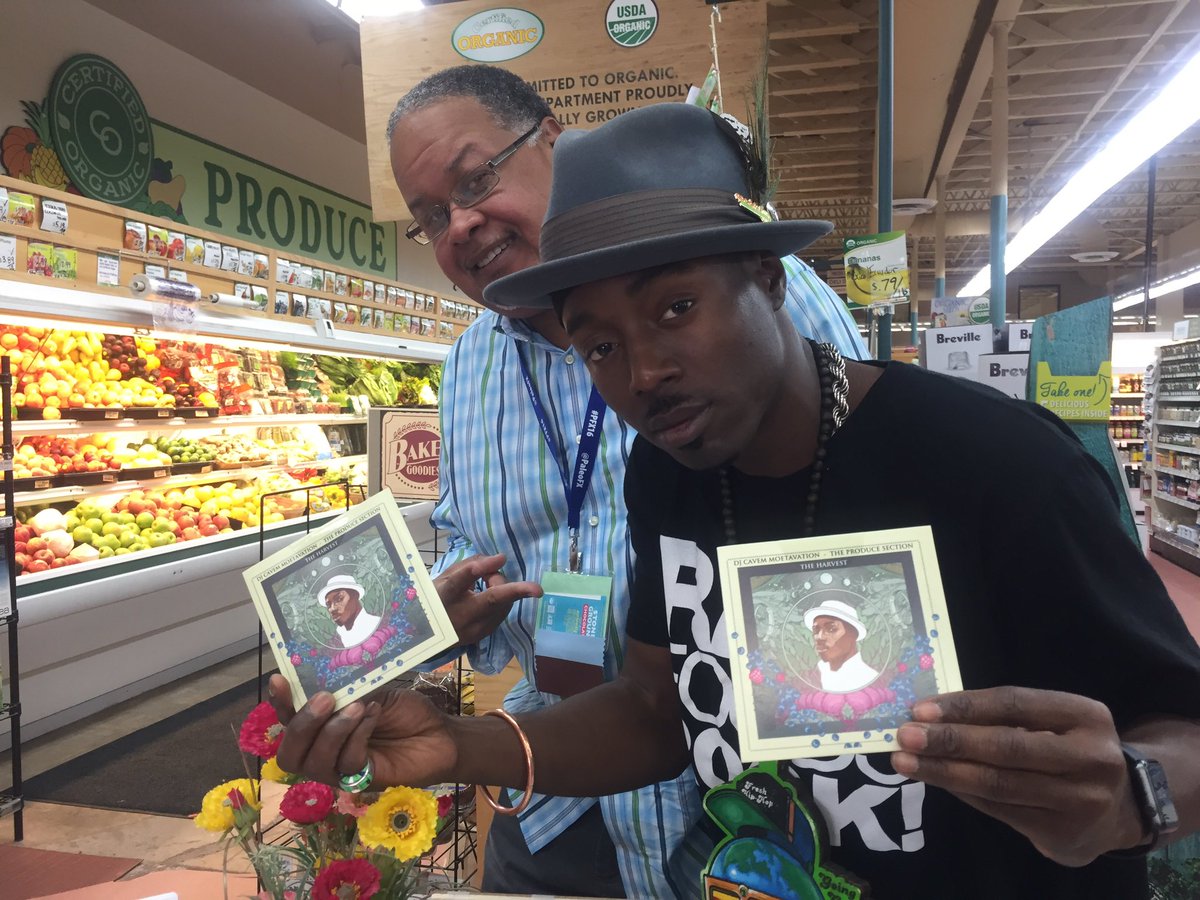 IETEF's tweet photo. Exclusive album signing in the PRODUCE SECTION  in TX #austin @IETEF @NaturalGrocers @ALKEMIAEARTH #CulinaryConcert https://t.co/uMSHPjsvfv