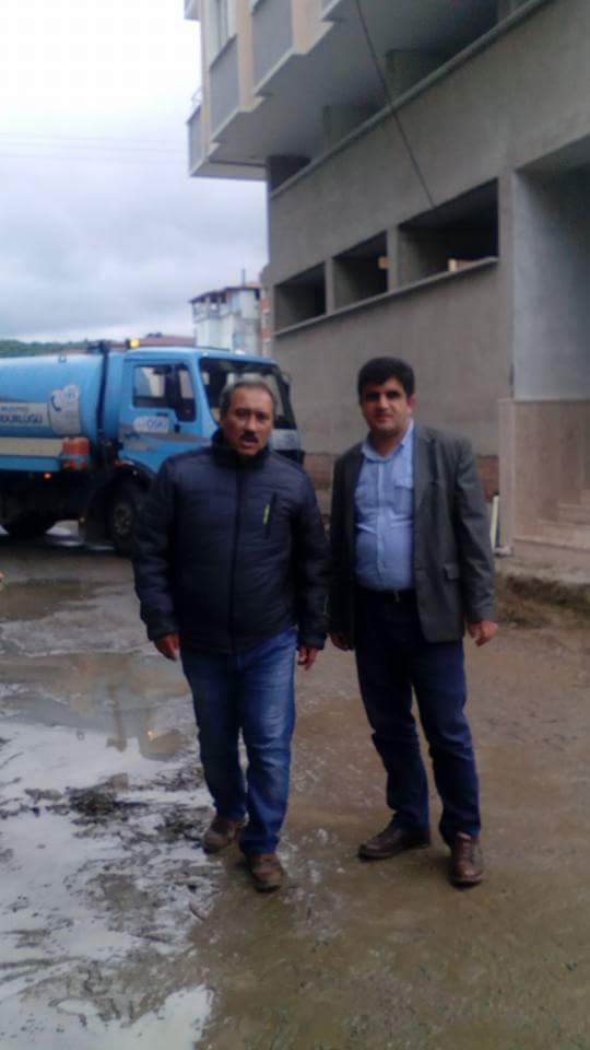 ÜNYE belediyesi
SEL olan bölgelere acil müdahalede bulundu
Ekipler aralıksız çalışmalarını 
Devam ettirdi sg