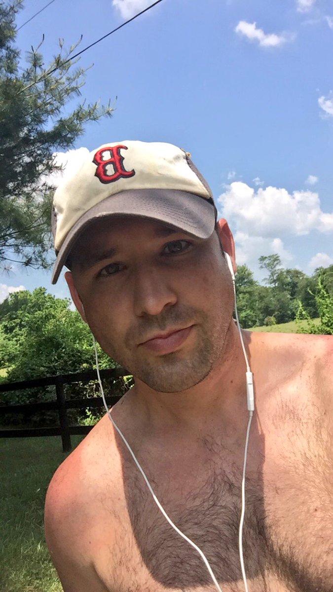 CalebStitely's tweet photo. Got to get this yard work done for #MDW2016 festivities tomorrow!! #NoTanLinesPlease https://t.co/sucVzUiDXs