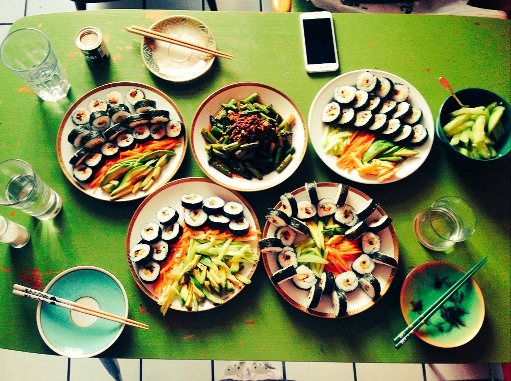 antifabelhaft's tweet photo. selfmade veganes sushi
#pandaküche #cuisina
🐼🍙 https://t.co/so4jet4JH0