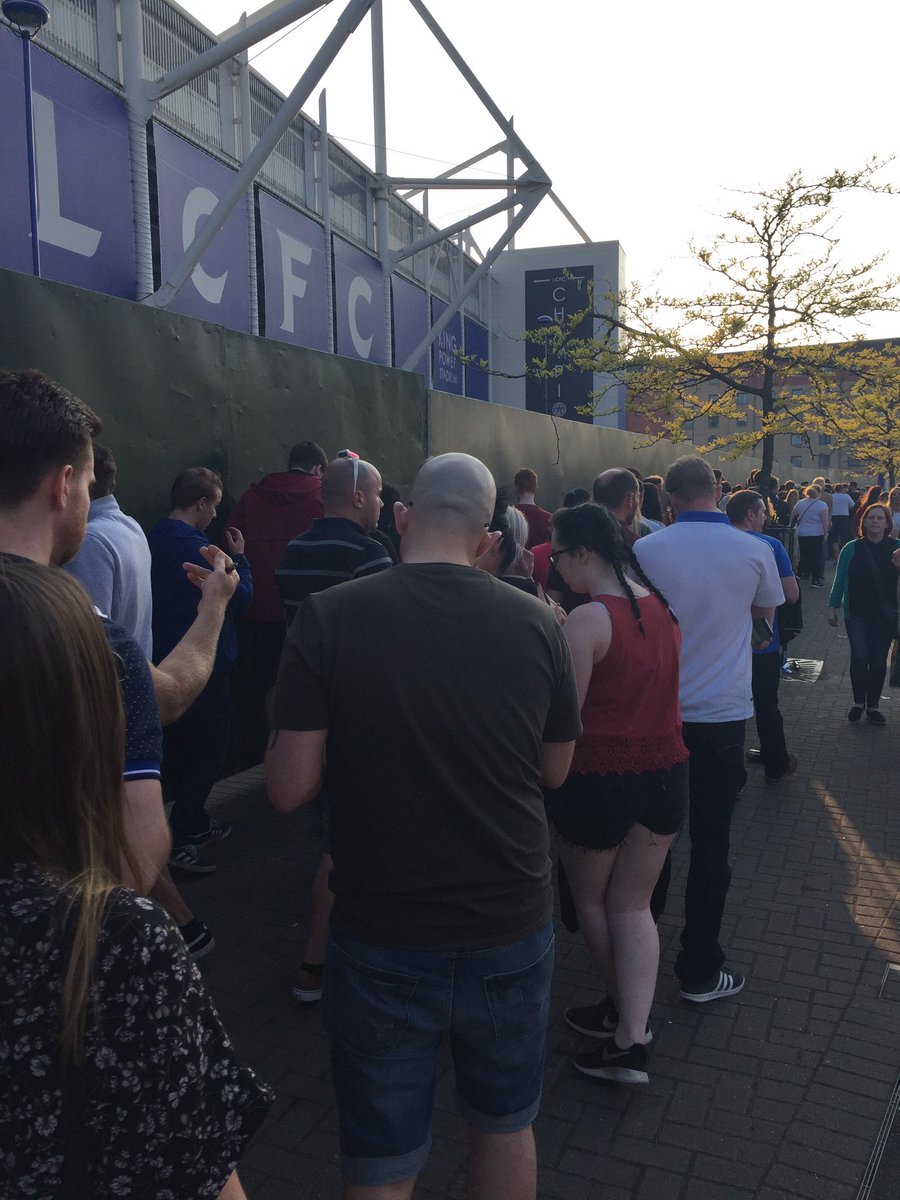 dmuleicester's tweet image. Excitable queues down at King Power for Kasabian right now. Anyone else going? #LeicesterCity