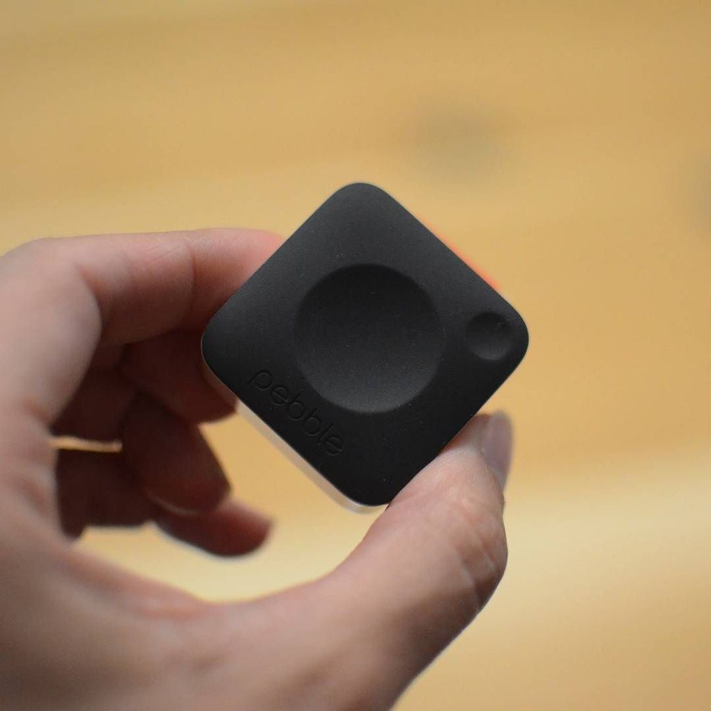 InfinitePlusT's tweet image. This is the #Pebble Core, a new GPS accessory for runners. The $69 dongle runs #Android and can track your runs, pl…