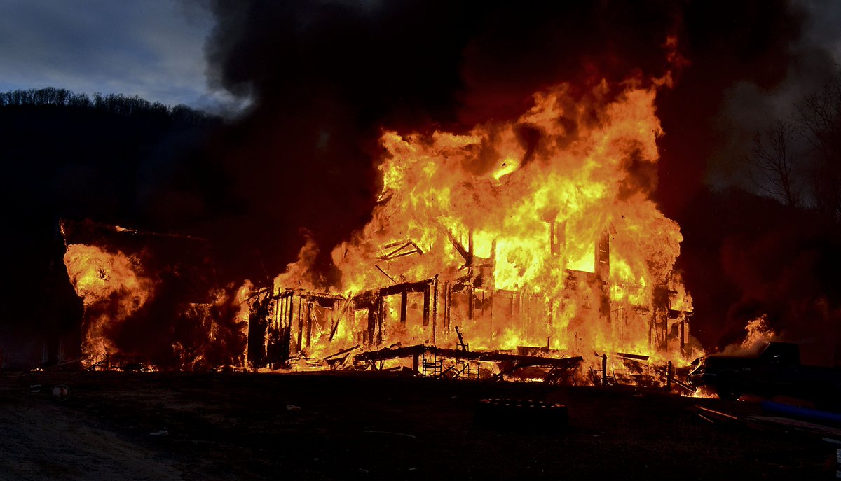 Cəlilabadda ev külə döndü
nexeber.az/c%C9%99lilabad…