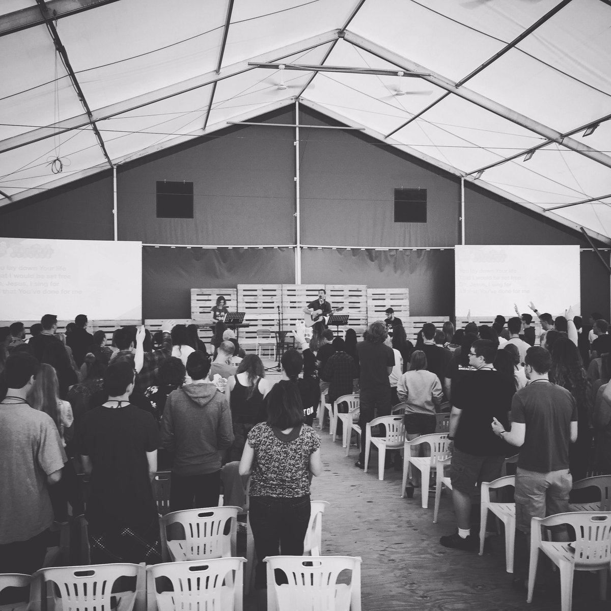 JosiahVenture's tweet photo. God is so worthy of our praise! #jvinterns #jvsummercamps #mymessage https://t.co/o8hHH0PAUk