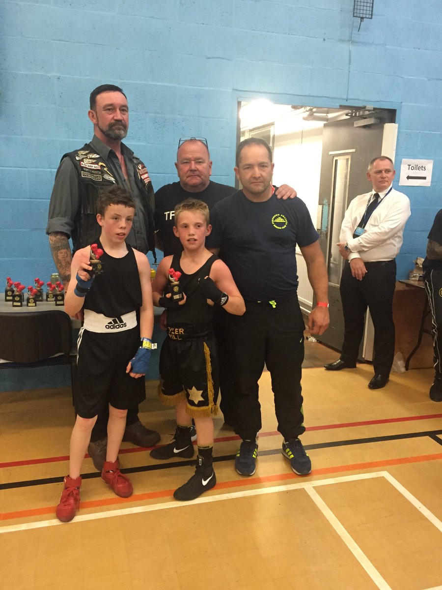 BartonHillABC's tweet photo. Tyler Hill from #FerndownABC beat Chad Davis at the @BartonHillABC tournament. #BHABC #Bristol #AmateurBoxing https://t.co/rZNpE3Bi5C