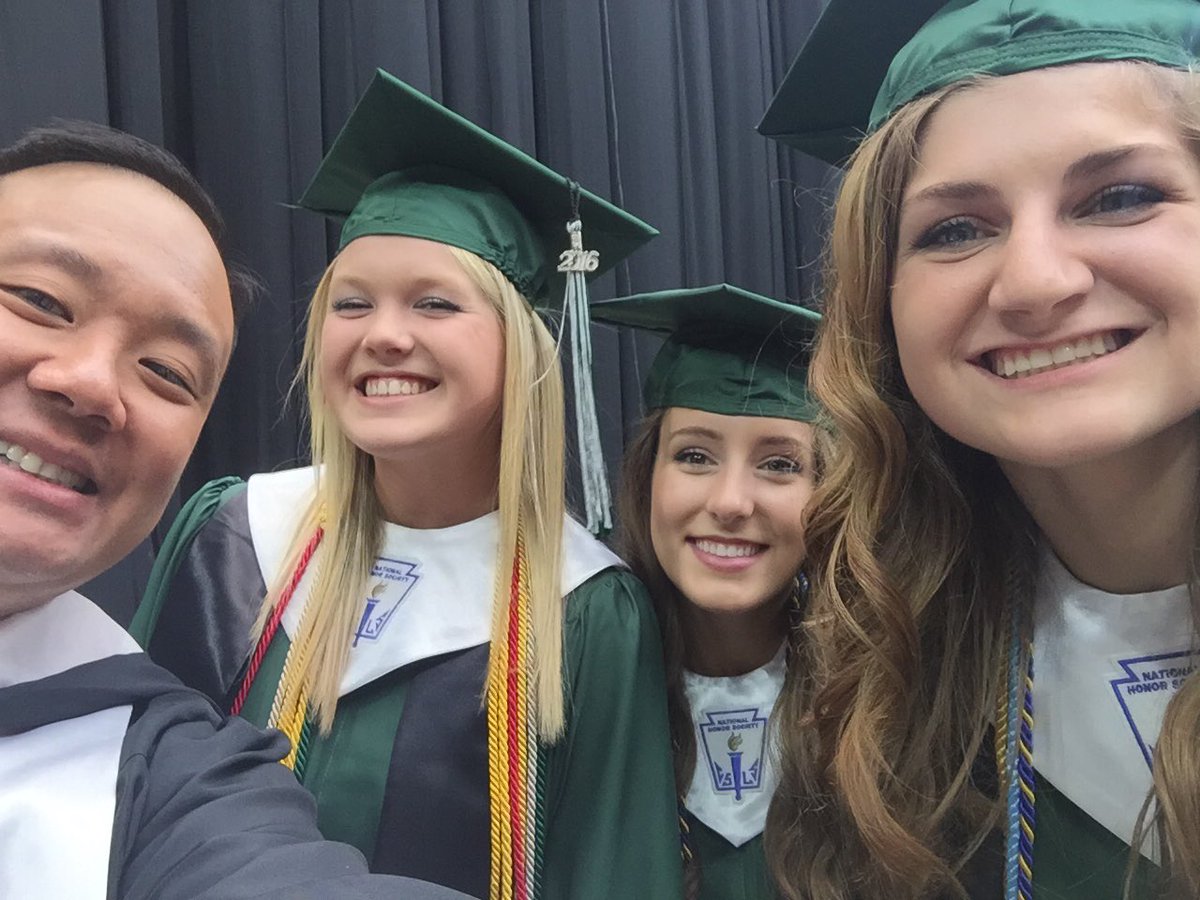 dangjim's tweet image. Peace out #class2k16.