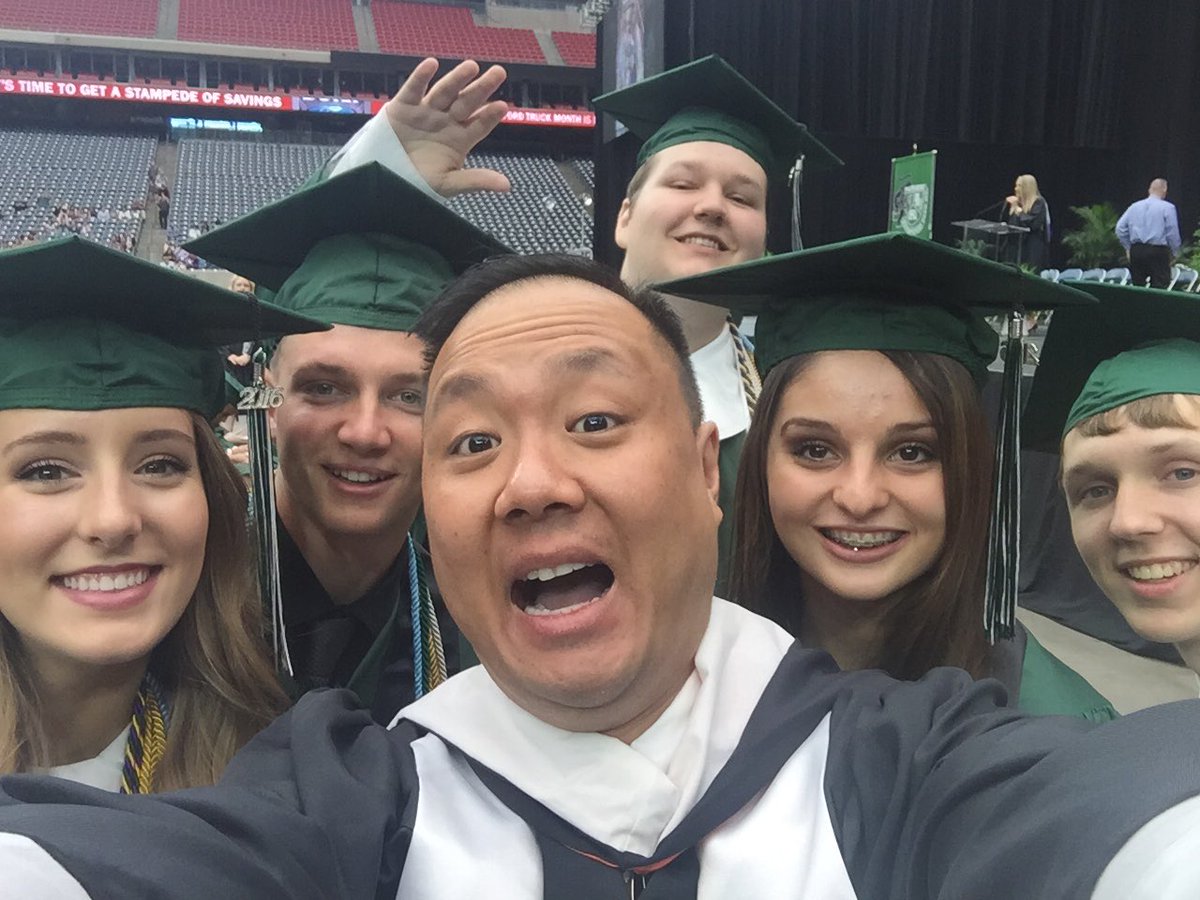 dangjim's tweet image. Peace out #class2k16.