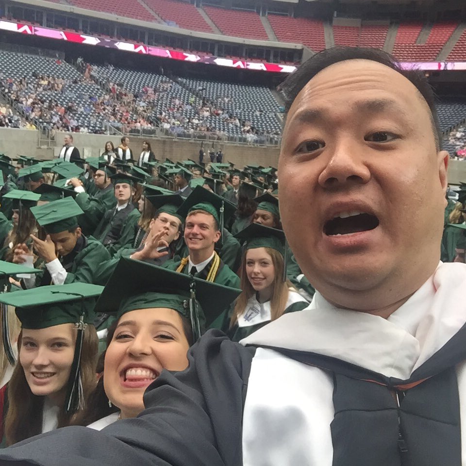 dangjim's tweet image. Peace out #class2k16.