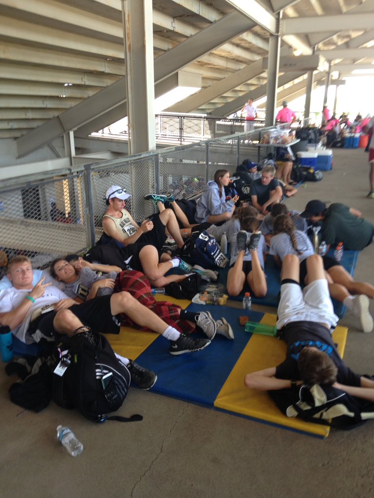 BVHSTrack's tweet photo. This is what u do between your events at State Track!!! #T&amp;Ffamily https://t.co/jZo6VybpRa