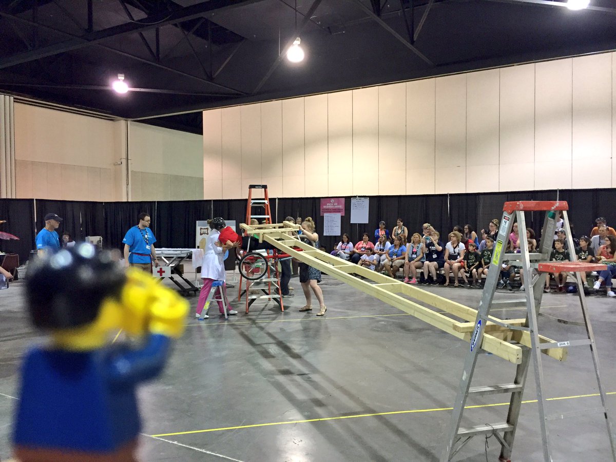 LegoGuyDI's tweet photo. Glad there was am ambulance (prop ;) @IDODI #GlobalFinals16 #PaceOfChange https://t.co/IlBtgVqSft