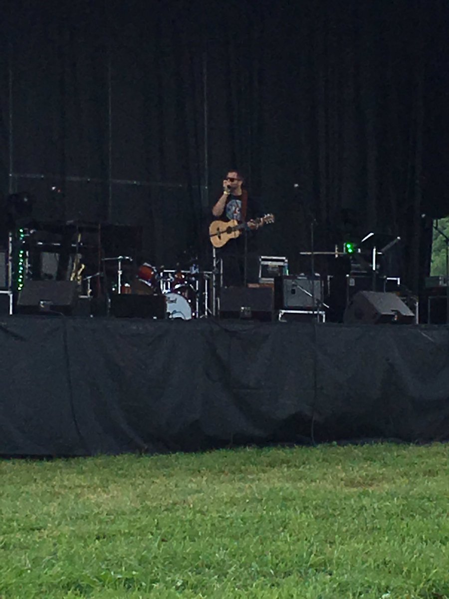 LoveMoreWellnes's tweet image. Watching @Flava_Fenn at @PyroFest #pyrofest