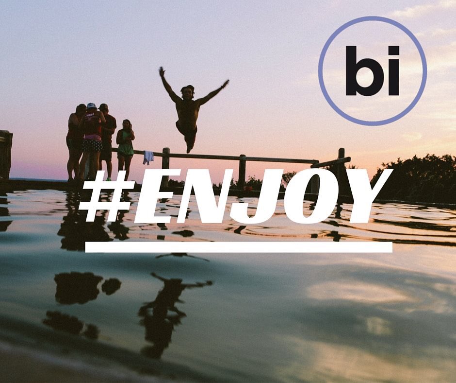 academiabi's tweet photo. "Enjoy every moment of life" No lo olvides: #ENJOY #academiabi #biwithyou https://t.co/JNaXxjORbg https://t.co/X65B8W8TQa
