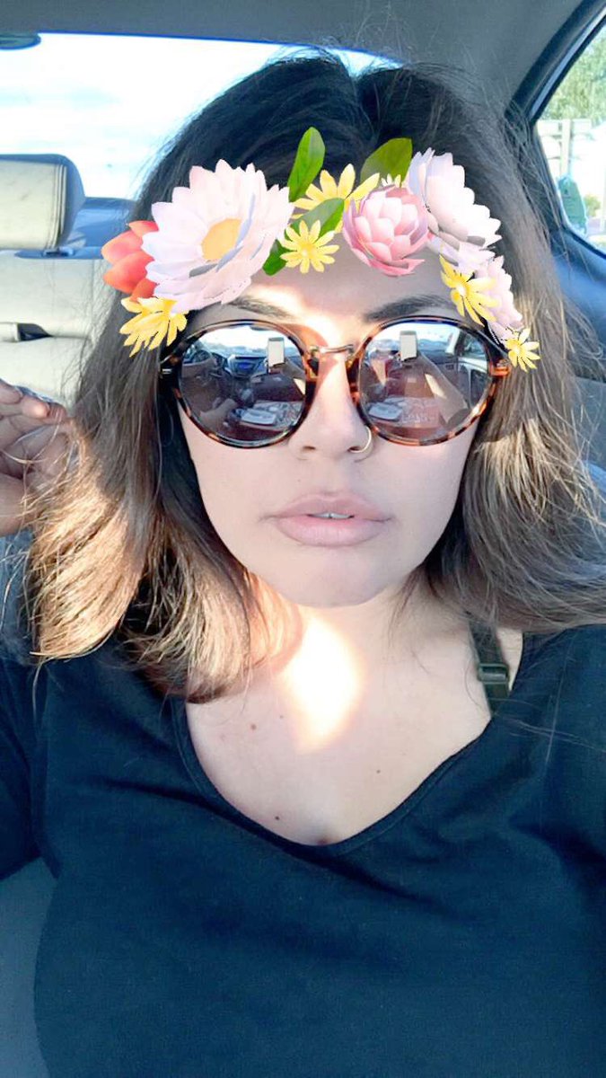 h0neyceleste's tweet photo. One for you!Cause I'm never for putting another lady down๐ #lurkingass #hibaby #howyoulikethemapples #yourprettytoo https://t.co/2i8yABCRTv
