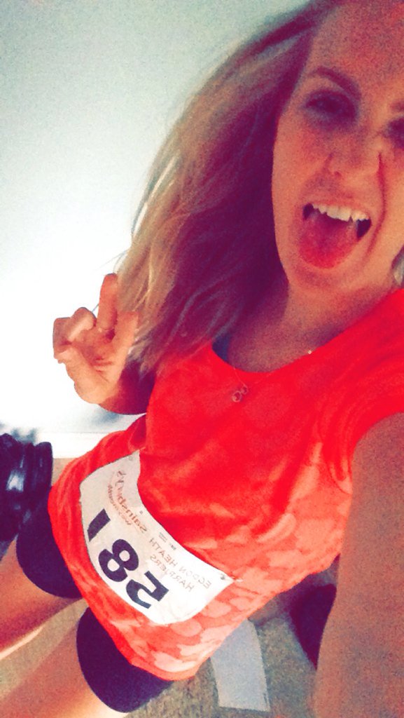 ameliawade92's tweet photo. Beaut Saturday eve run. Egdon easy 10k in 55 minutes. 👟☀️⏰ https://t.co/DrCs2BsClJ