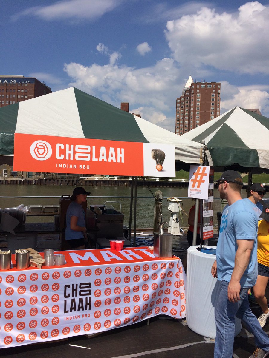 NMKiggins's tweet photo. Out in CLE for a good cause. #choolaahyum #CatchMeaning https://t.co/5HRLKWWjlC