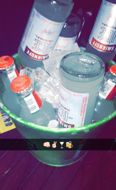 pedrorogs's tweet photo. Um pouco de ontem... 🍻🍸👌👊 https://t.co/urroA8PUgc