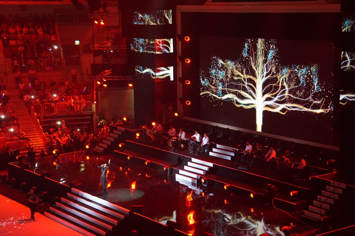 intFLC's tweet photo. Jamala sings “1944” for #IFLC2016 @jamala
#DünyanınRenkleri https://t.co/zFa5CMozwV