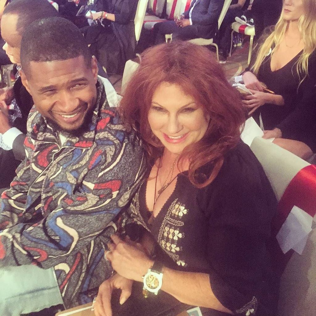 ShopHookMeUps's tweet photo. Love my friends! #usher #sugarrayleonard #foundation #hookmeups https://t.co/YZbFdZFyhz
