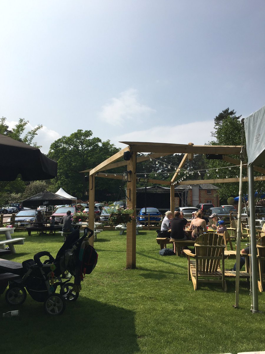 Loving the sunshine listening to <a href="/ApartAudio/">Apart Audio</a> by <a href="/MarqueeAV/">MarqueeAV</a> at @redmistleisure duke of Cambridge #liveinstall