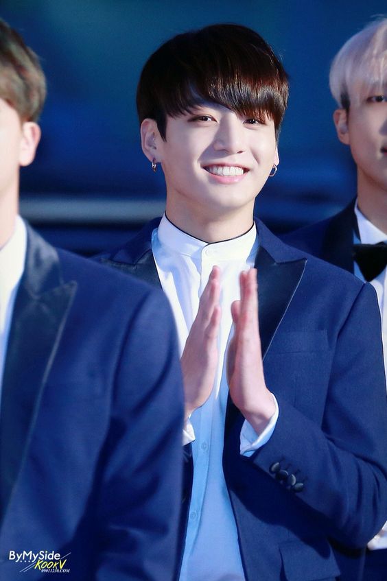 KukiBangtan's tweet photo. #방탄소년단  #LoveBTS https://t.co/K3wcDYx5hJ