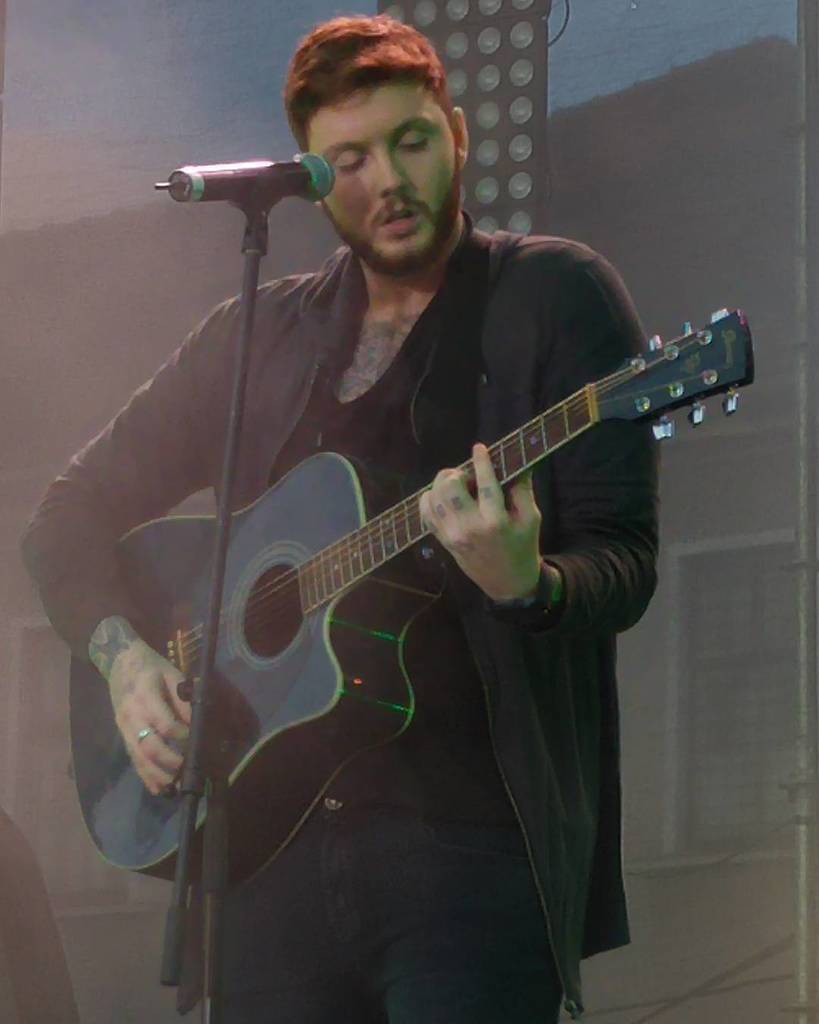 JamesArthurRT's tweet photo. -> jamesarthursupport #jamesarthur https://t.co/DT0LlMKfa3