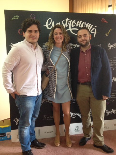 Idoiacm's tweet photo. Muy buen trabajo @carlossancanuto y @bccdelsoto en @gastronomix_es. Enhorabuena  alumni @bculinary! https://t.co/p1u7JI3Ihv