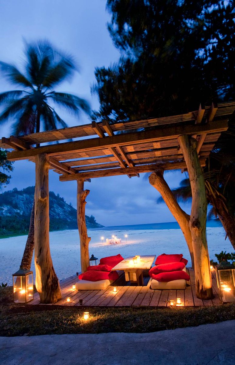 L515GP's tweet photo. #Goodnight 🌙
#beach https://t.co/yv1smM9OMa