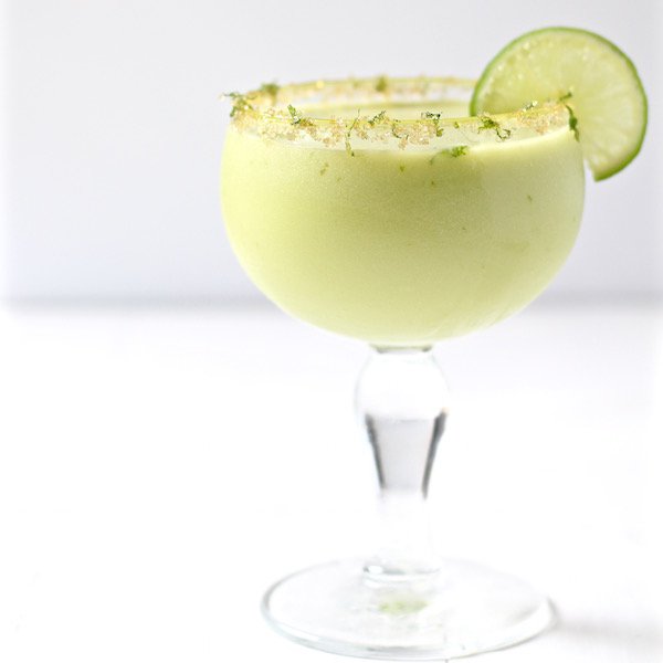 bessiebakes's tweet image. Jalapeno-Infused Avocado Cucumber Cocktail! #MemorialDayWeekend bessiebakes.com/jalapeno-infus…
