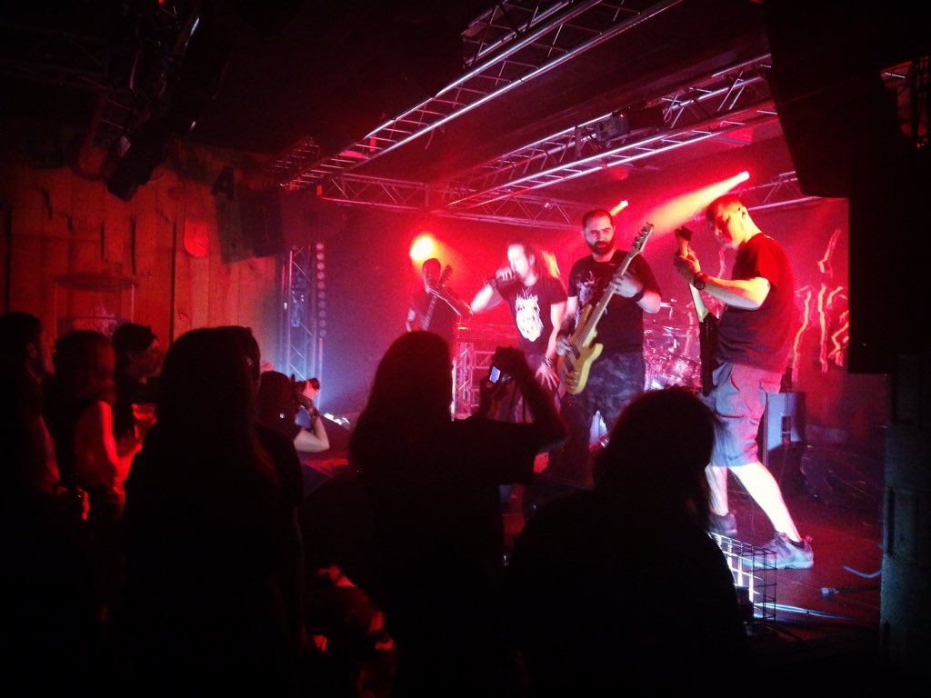 BostokBand's tweet photo. [ENG] 🔥⚡️ homizide is murdering the night! #murcia #show #homizide #metalhead https://t.co/6HSIEyHhQo