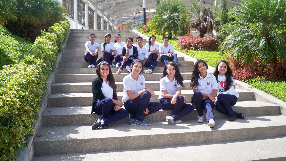 EPTMAICA's tweet photo. Visita Escuela Técnica La Pradera y Lab Biofertilizantes Cipriano C @VielmaEsTachira @PrensaZETachira @MPPEDUCACION https://t.co/xliXf9GqWy