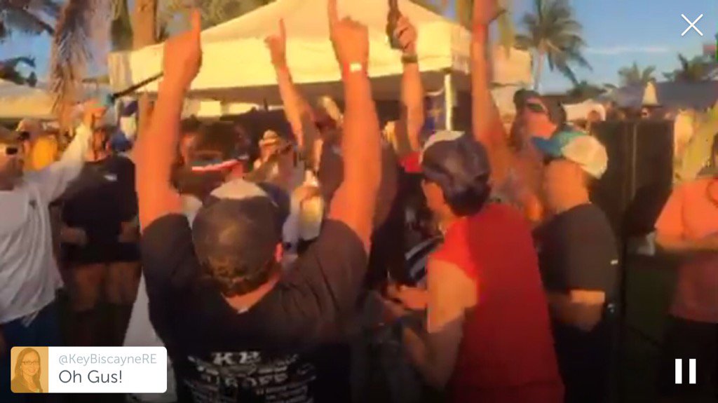 KeyRibOff's tweet image. .@KeyRibOff on #Periscope: The Winner is #kbriboff pscp.tv/w/ahjXXTFBbVF6…