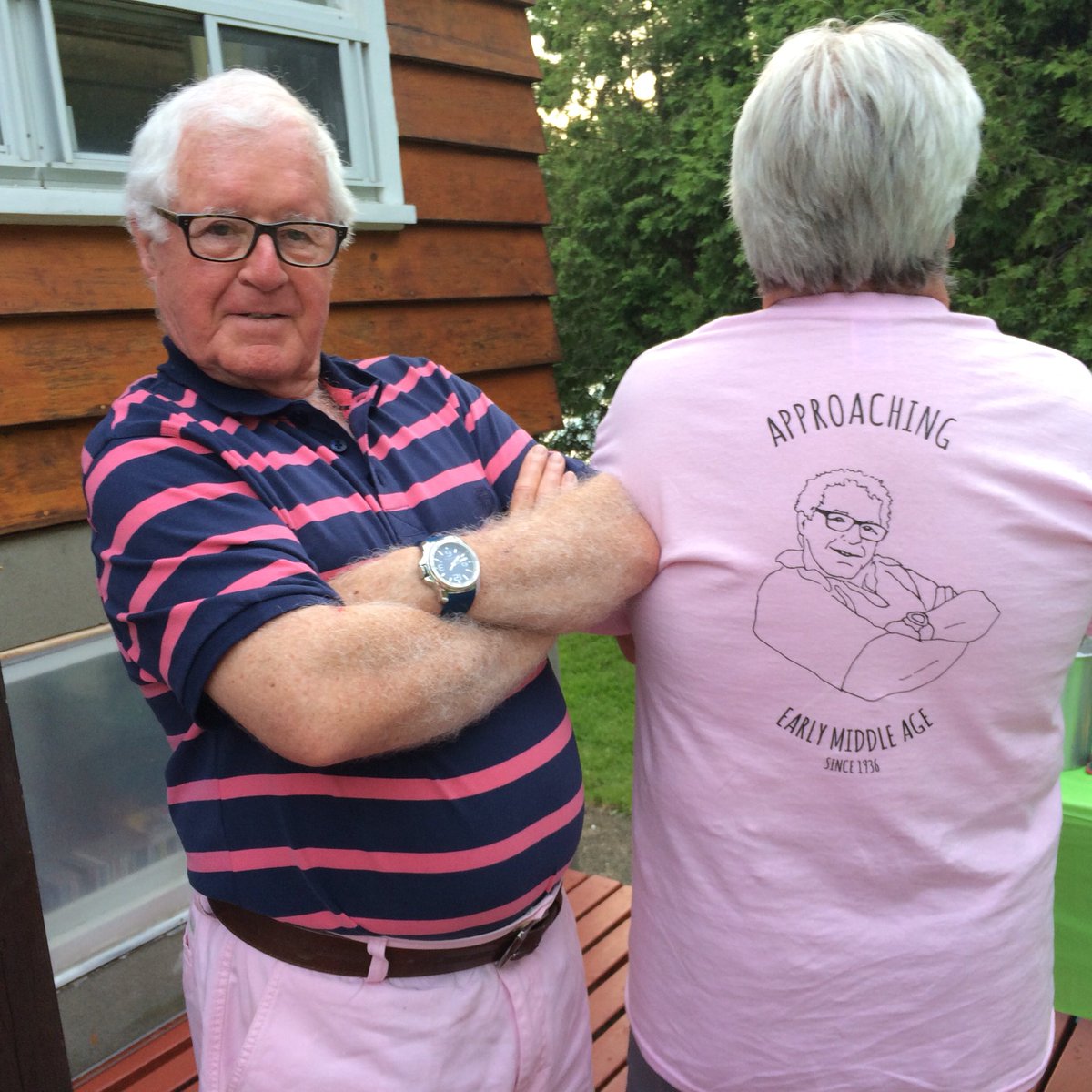 jenjanedavey's tweet photo. The man. The shirt. The Legend. #GerFest https://t.co/hJMT7AS6uO