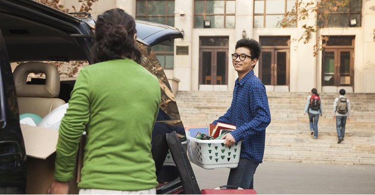 two_men's tweet image. Thinking about moving yourself? Read some pro tips here - ow.ly/IN38300D9eR #blog #moving #DIY #packing