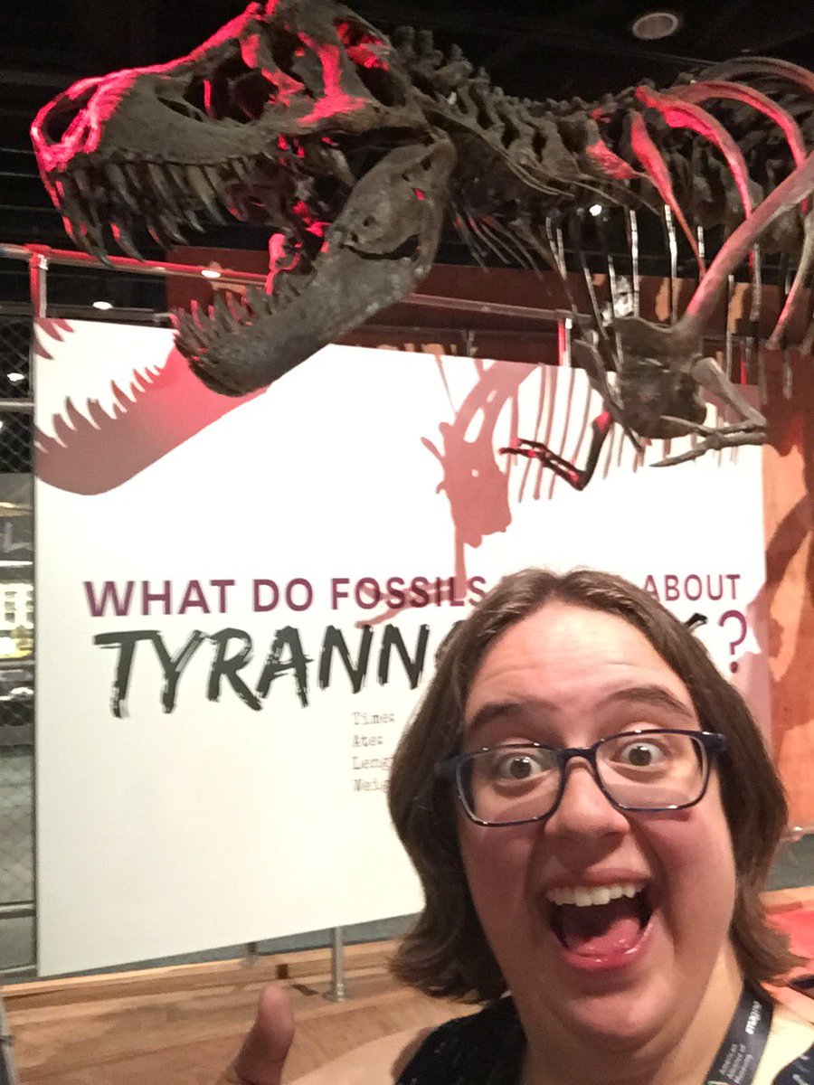 Had a ton of fun @NMNH. Here's a #dinoselfie to prove it. #AAM2016