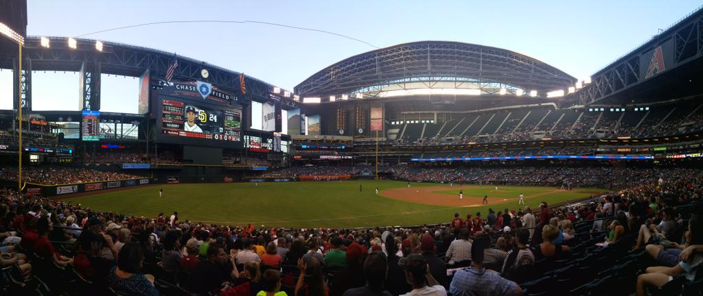 BearDown_Campos's tweet photo. #GOTIME #DbacksvsPadres The View... https://t.co/S5P8UoVKLR