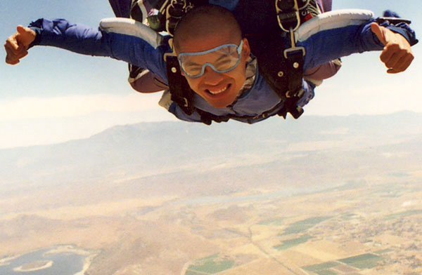 RichTPar's tweet photo. Today marks 10 years since I went skydiving at @SkydivePerris. Good times! #TandemJump #PerrisValley #skydive https://t.co/DQtERDlnvp