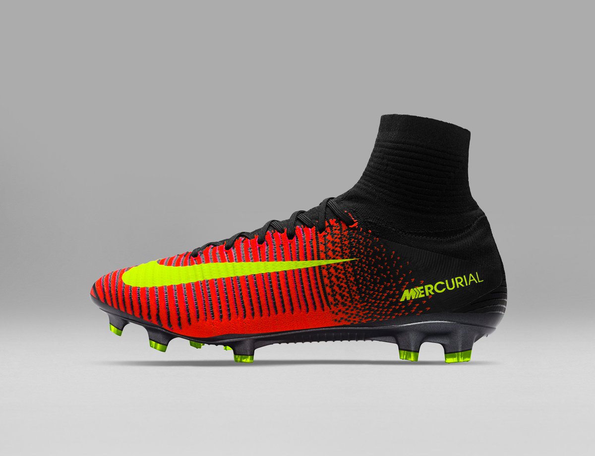 nike football twitter