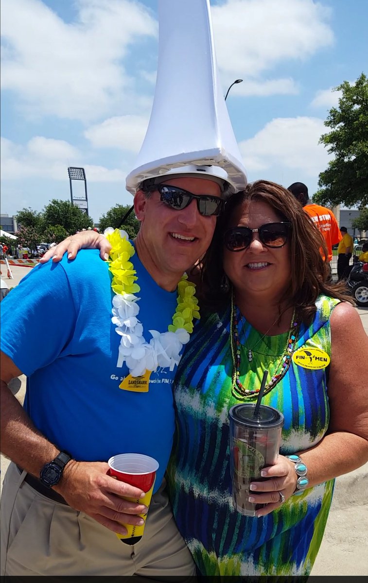 PattersonAngela's tweet photo. #FinMen #Frisco #BuffetTour https://t.co/8b06gC1XfV